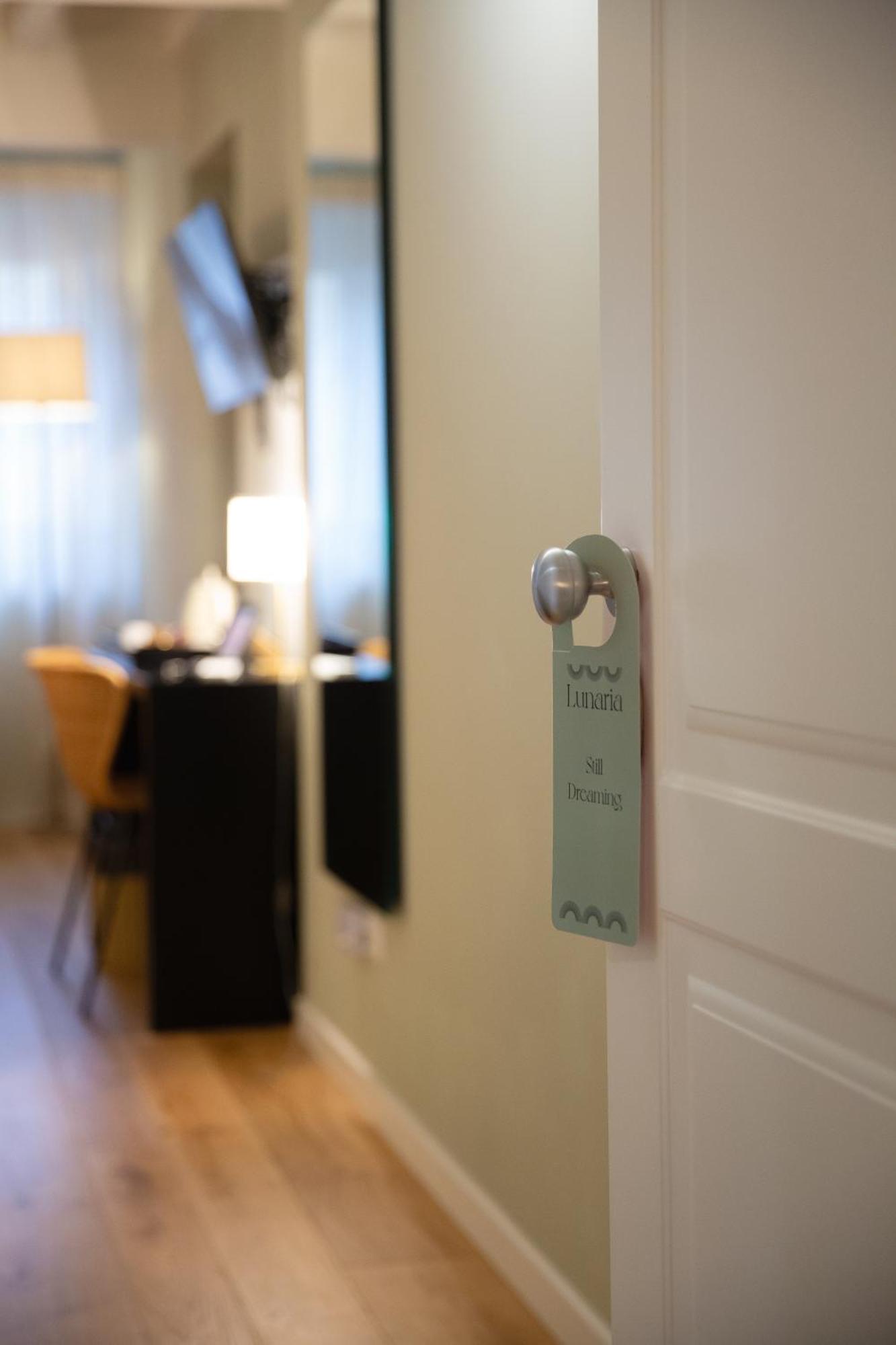 Lunaria Suites - Fyodor Dostoyevsky'S House フィレンツェ エクステリア 写真